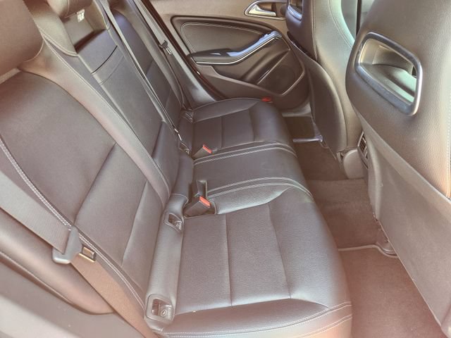 Used 2019 Mercedes-Benz CLA 250 4MATIC image 30