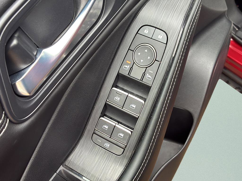 Used 2024 Nissan Rogue SL w/ SL Premium Package image 21