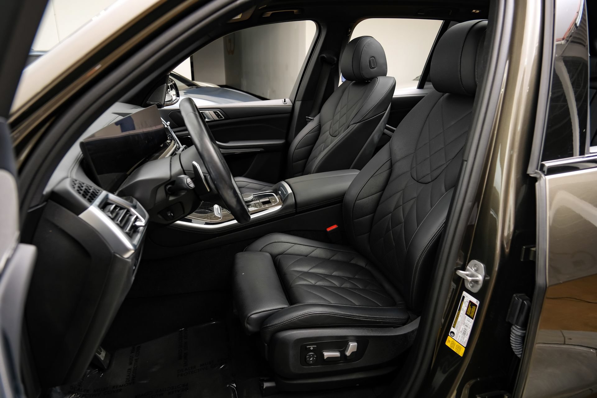 Used 2024 BMW X5 sDrive40i w/ M Sport Package RWD image 42