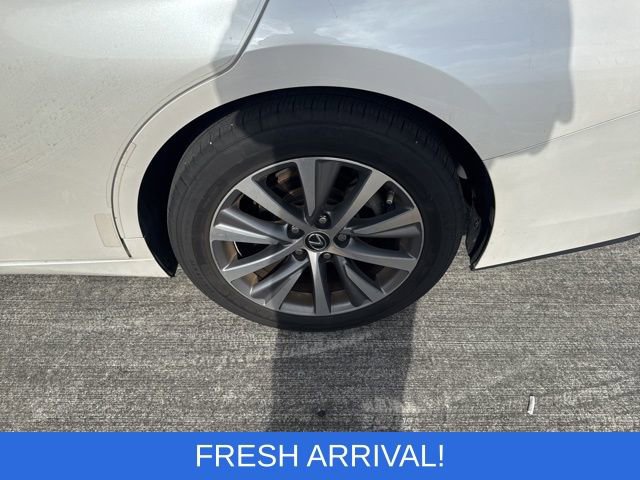 Used 2019 Lexus ES 350 w/ Premium Package image 16