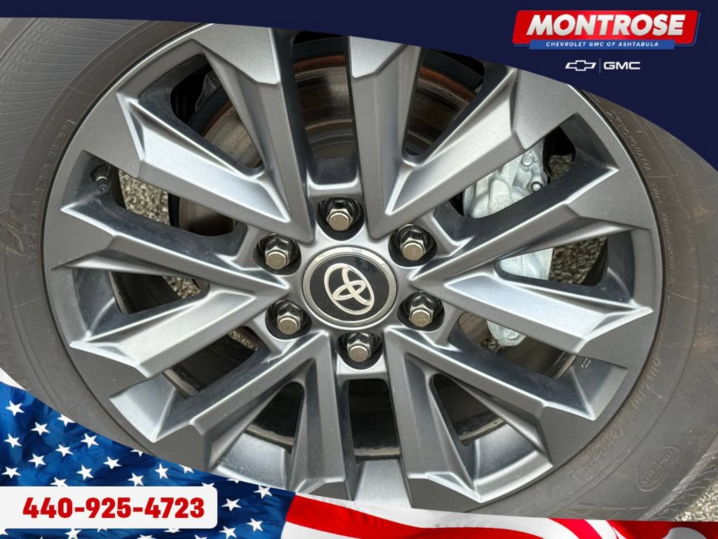 Used 2025 Toyota Land Cruiser w/ Premium Package AWD/4WD image 39