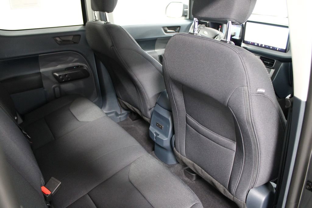 New 2026 Ford Maverick XL image 30