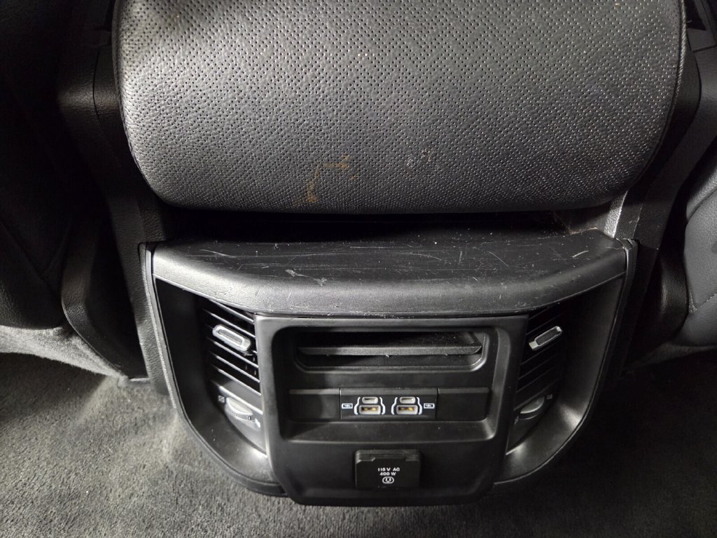 Used 2022 RAM 1500 Laramie AWD/4WD image 25
