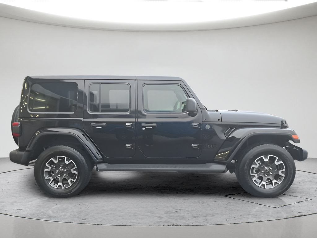 New 2026 Jeep Wrangler Unlimited Sahara AWD/4WD image 2