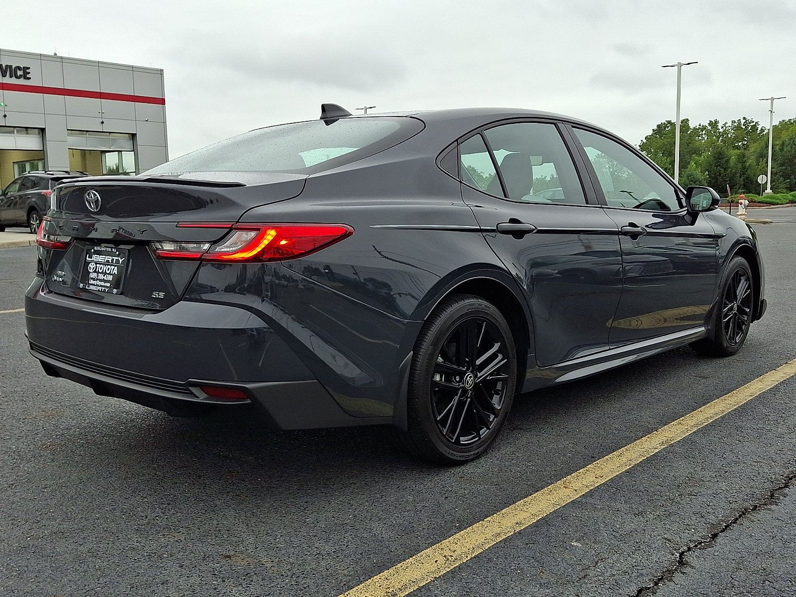 Used 2026 Toyota Camry SE w/ Convenience Package AWD/4WD image 6