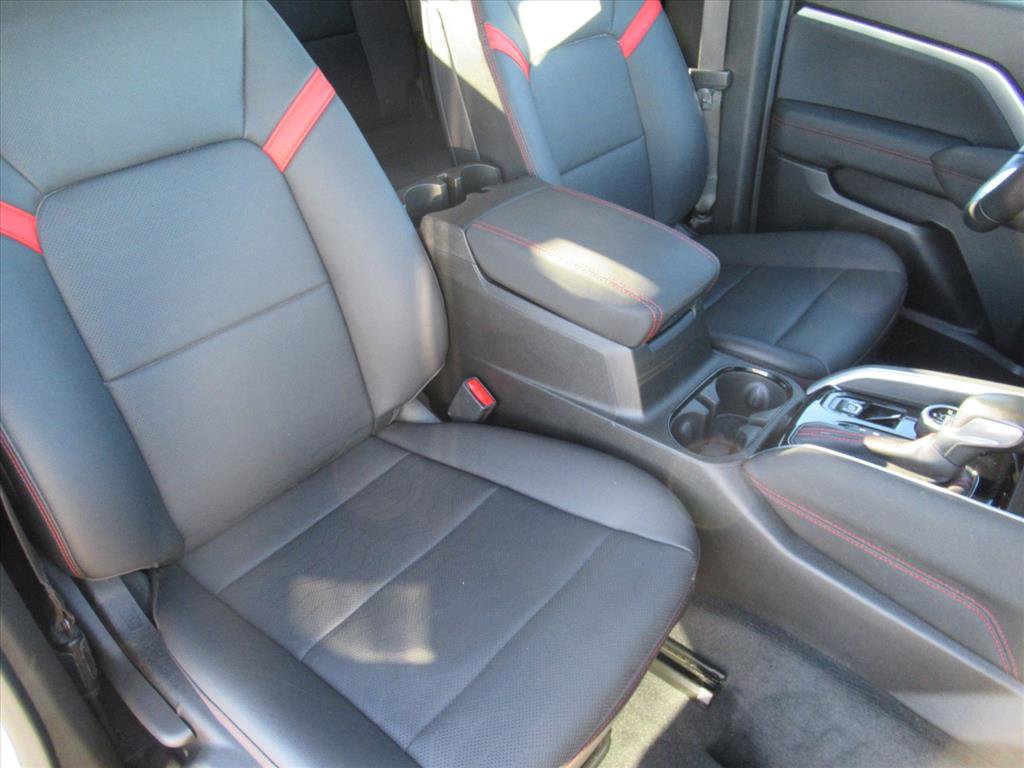 Used 2023 Chevrolet Colorado Z71 w/ Z71 Convenience Package 2 image 11