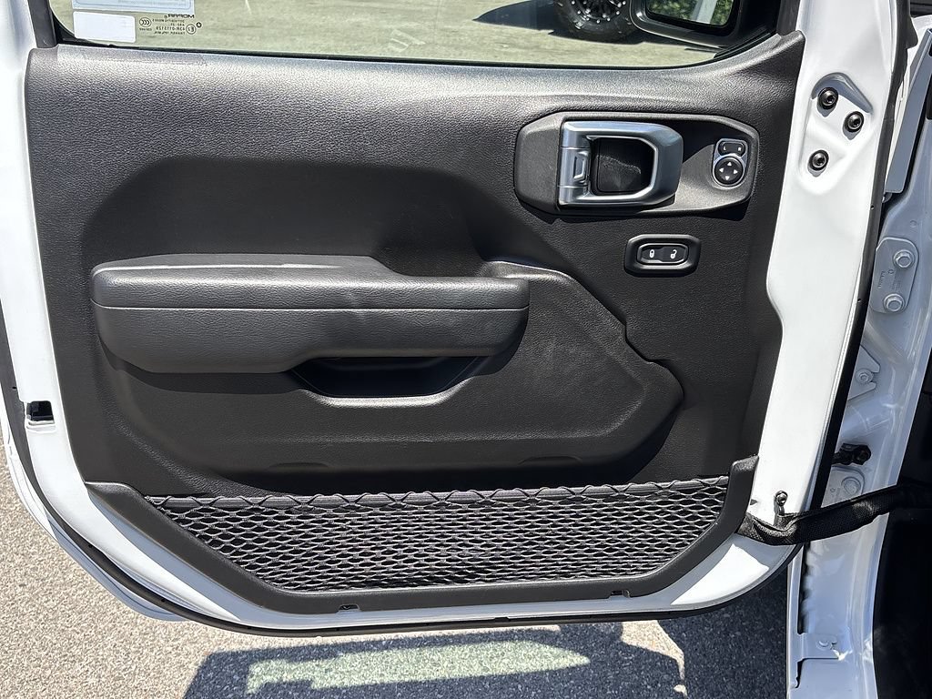 Used 2023 Jeep Wrangler Unlimited Sport AWD/4WD image 11
