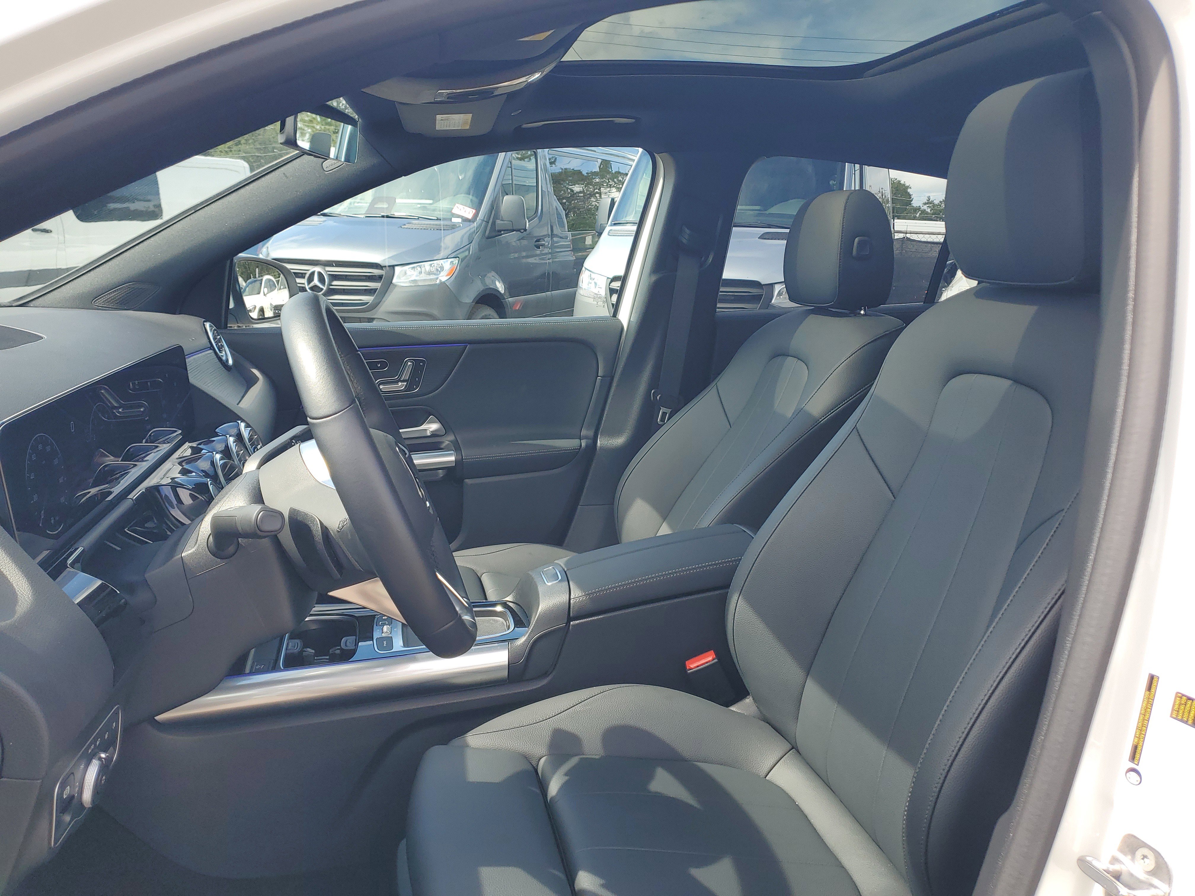 Certified 2025 Mercedes-Benz GLA 250 image 22