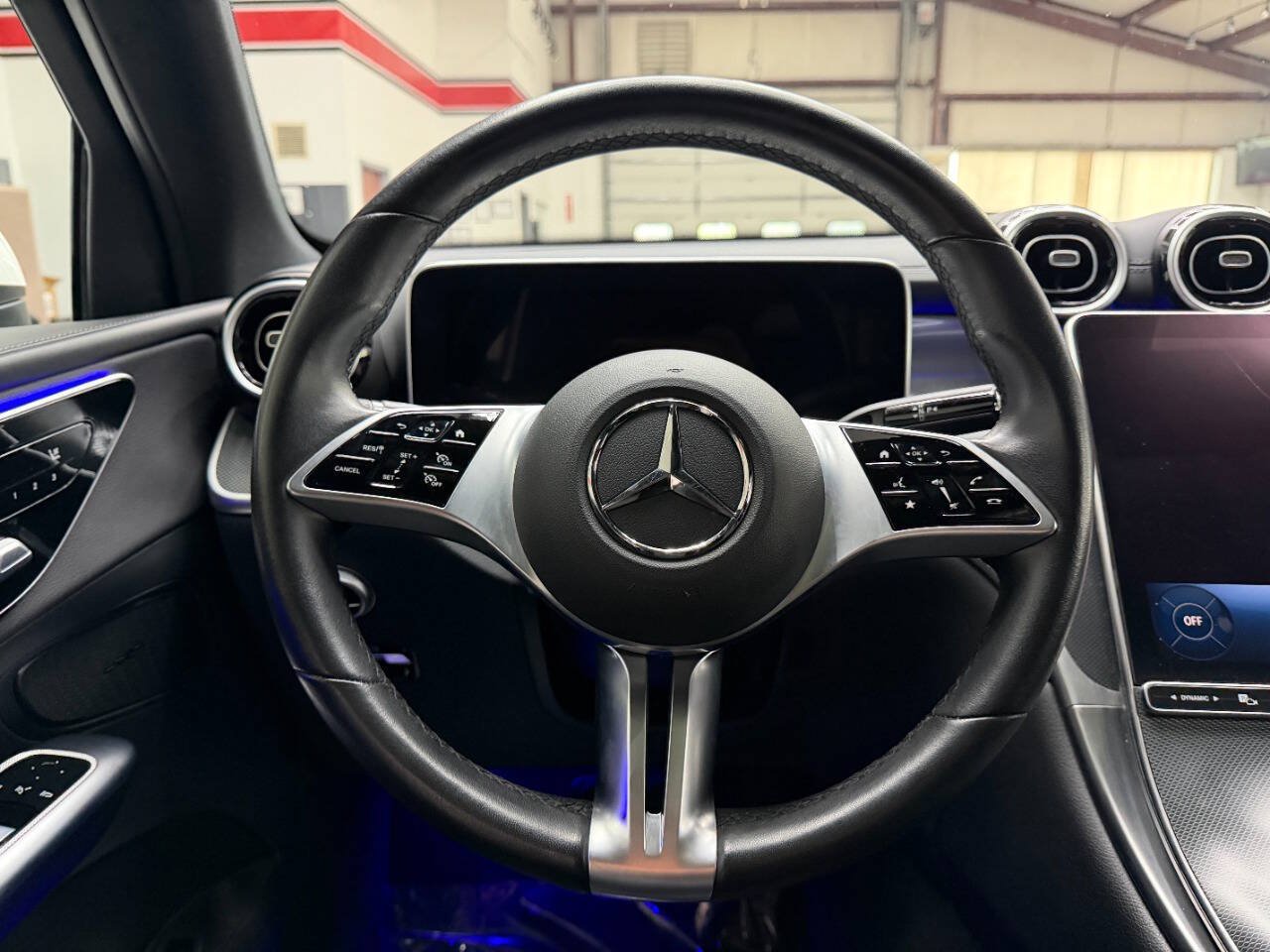 Used 2024 Mercedes-Benz GLC 300 image 22