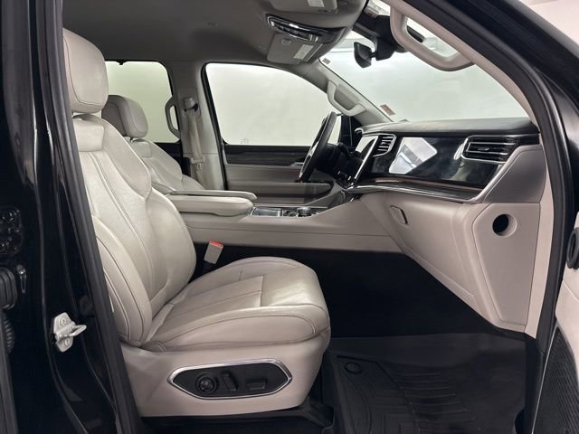 Used 2022 Jeep Wagoneer Series III w/ Convenience Group I image 15