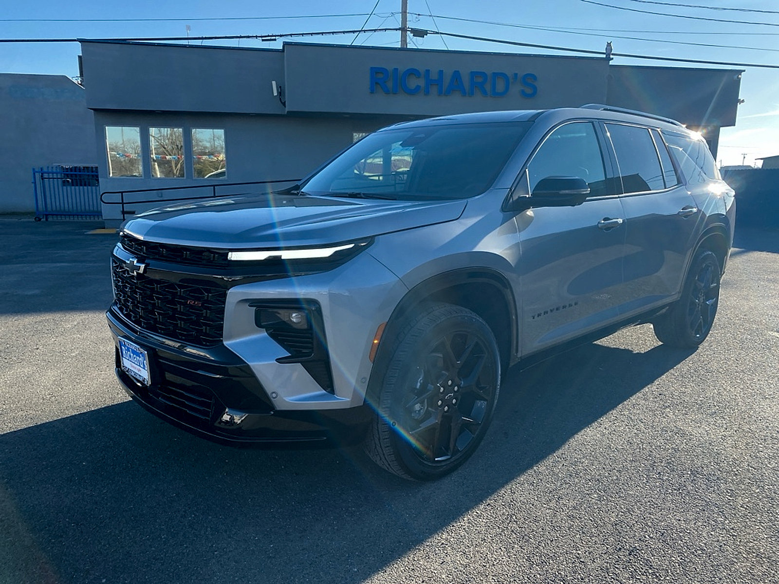 New 2026 Chevrolet Traverse RS w/ LPO, Floor Liner Package FWD image 8
