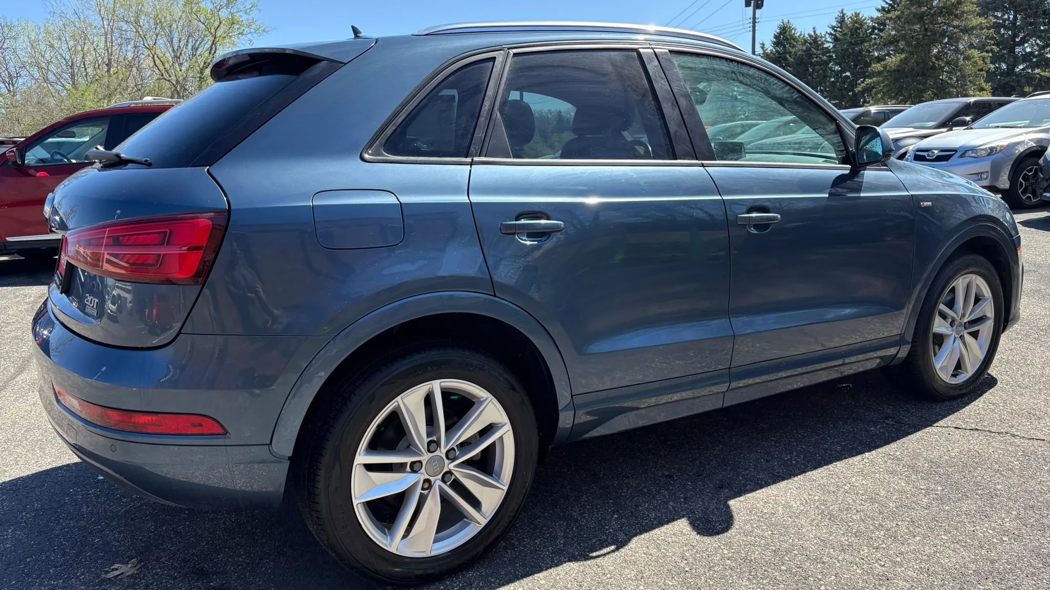 Used 2018 Audi Q3 2.0T Premium w/ Convenience Package AWD/4WD image 10