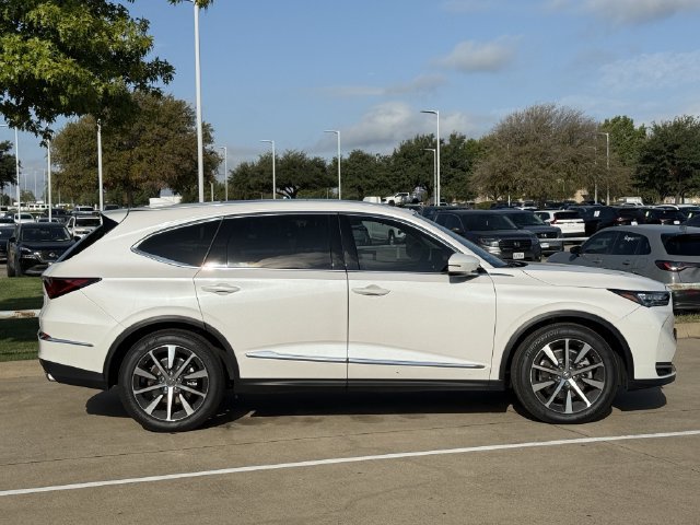 Used 2025 Acura MDX w/ Technology Package FWD image 3