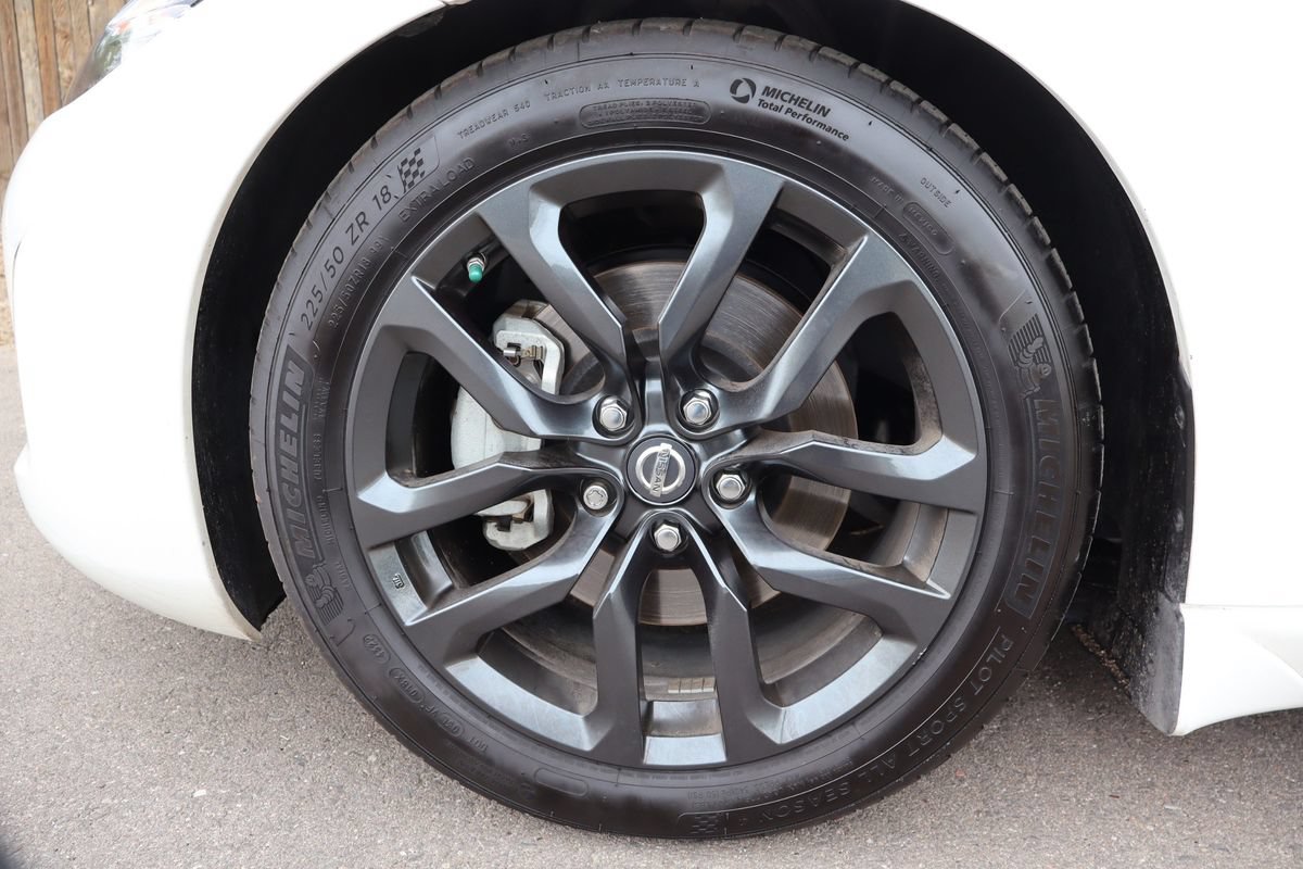 Used 2019 Nissan 370Z Touring RWD image 35