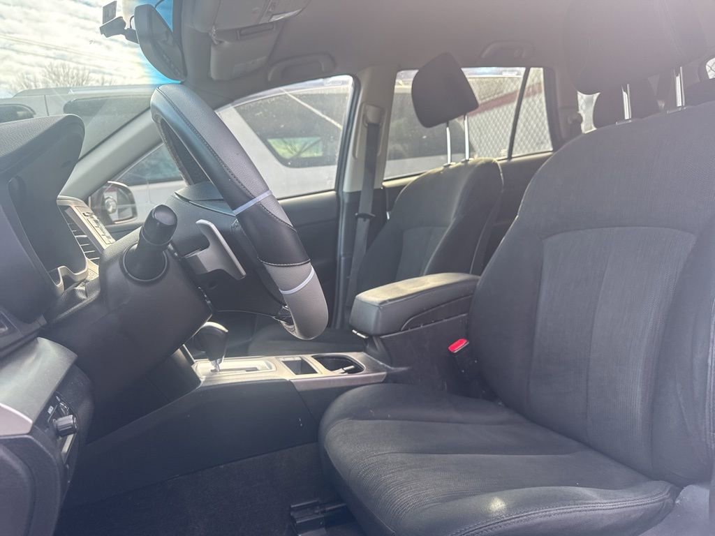 Used 2013 Subaru Outback 2.5i Premium w/ Popular Pkg 3 image 16