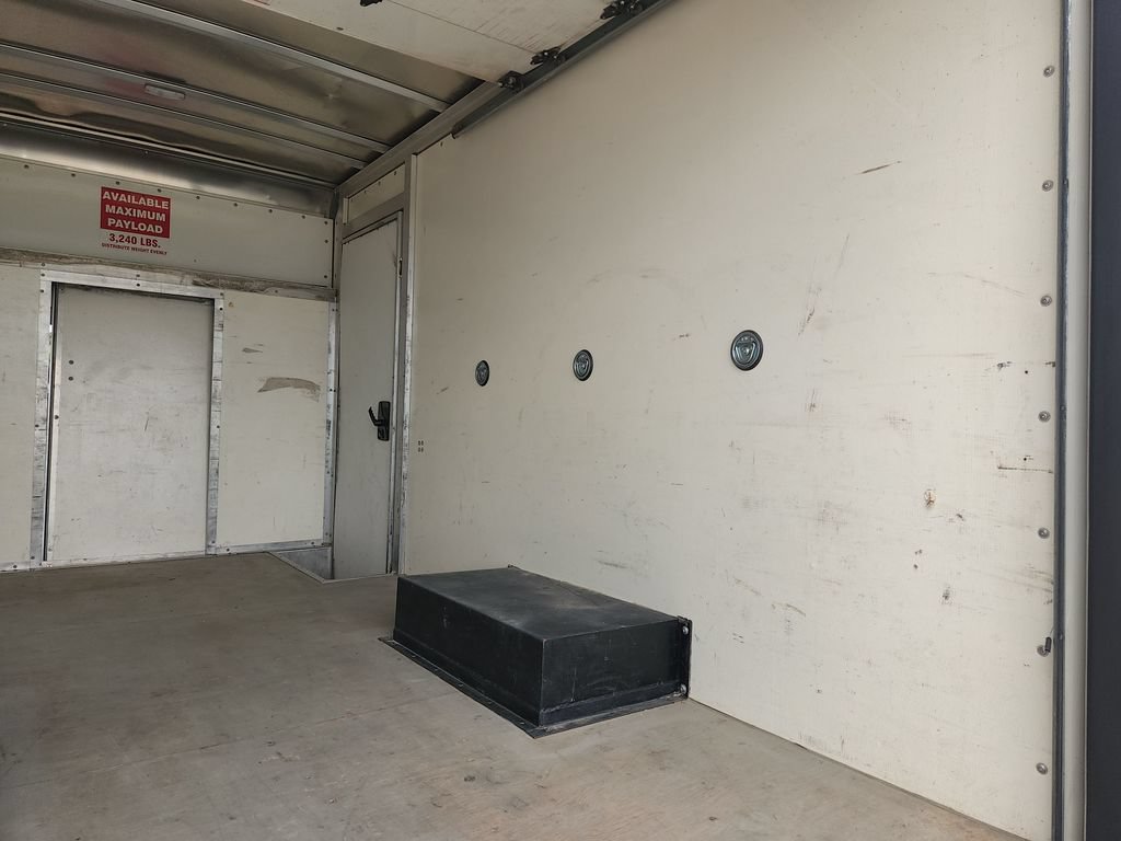 Used 2022 Ford Transit 350 DRW RWD image 16