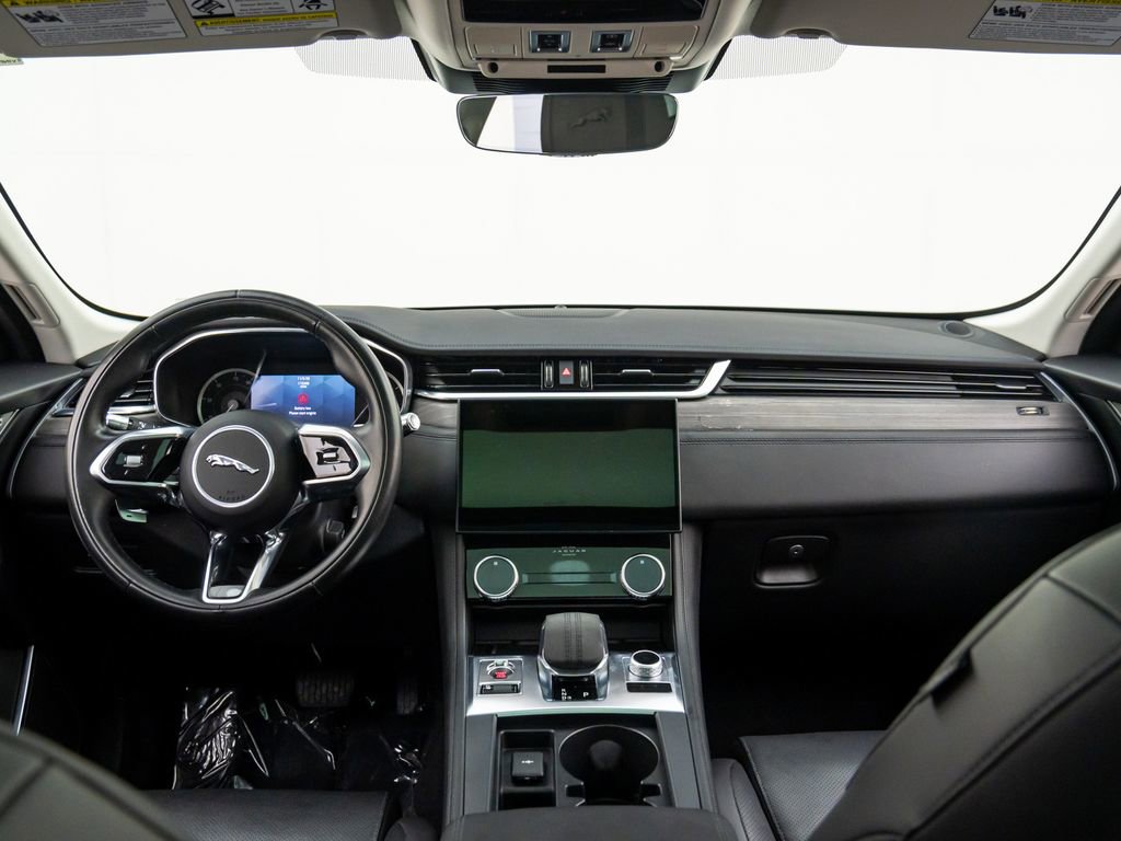Used 2022 Jaguar F-PACE S image 11