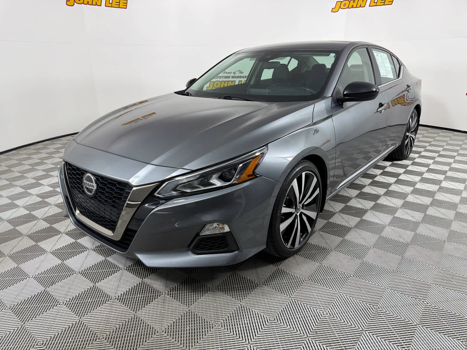Used 2022 Nissan Altima 2.5 SR