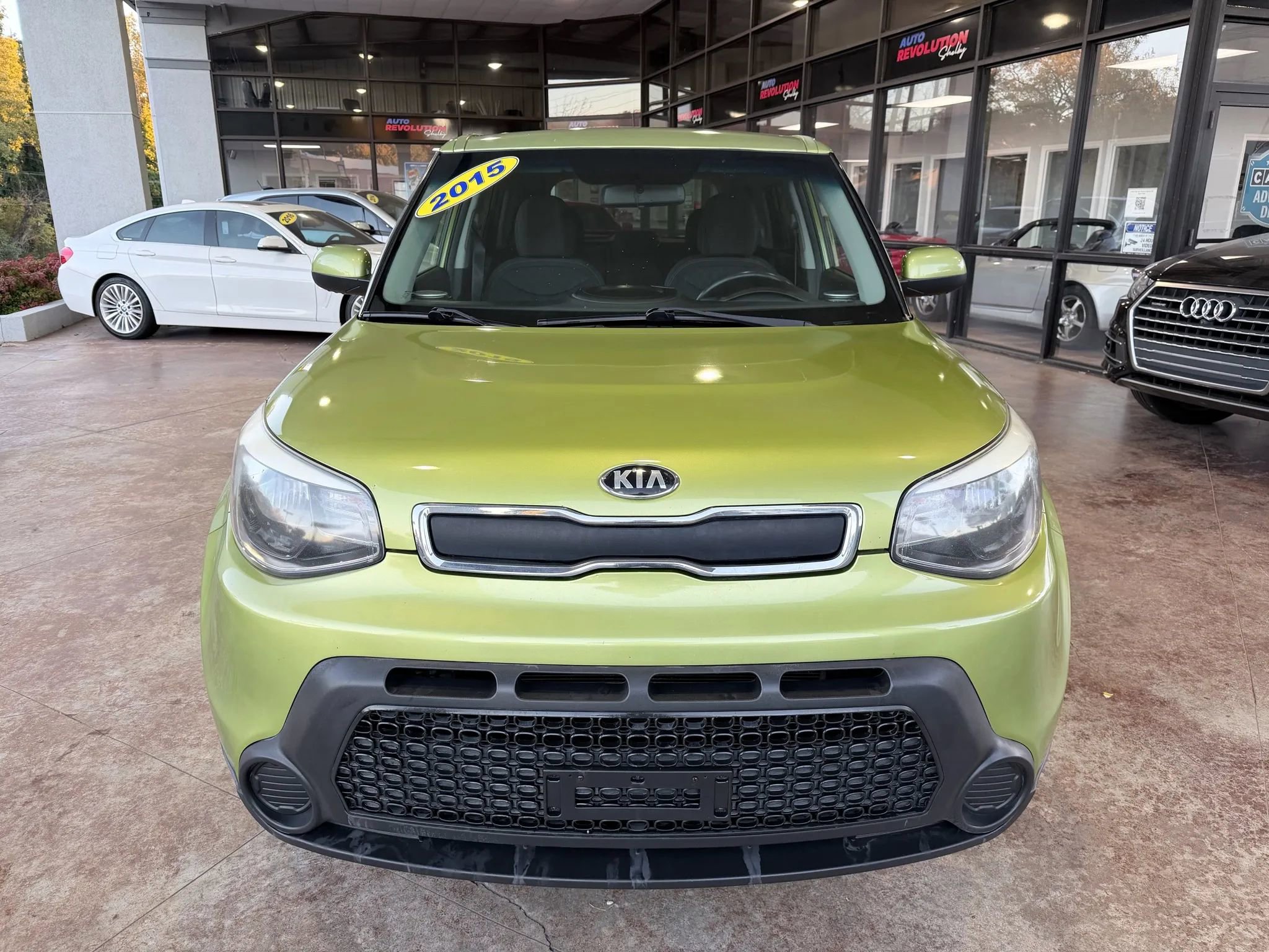 Used 2015 Kia Soul EV image 2