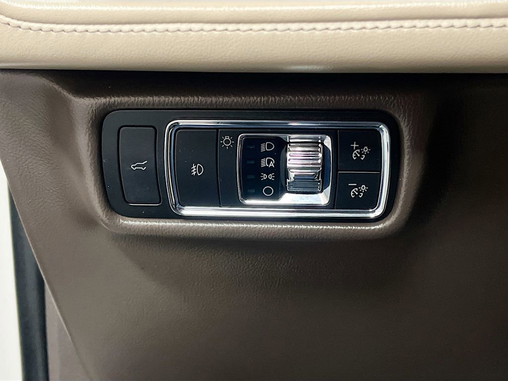 Used 2022 Lincoln Aviator Reserve w/ Equipment Group 201A image 10