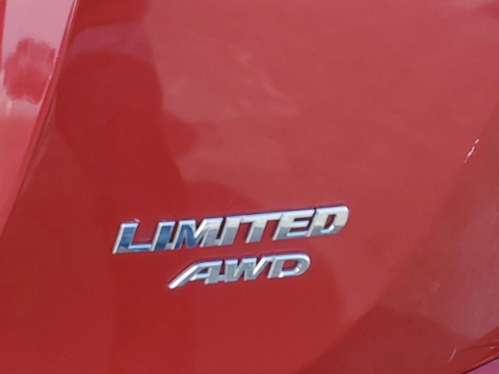 Used 2016 Toyota RAV4 Limited image 8