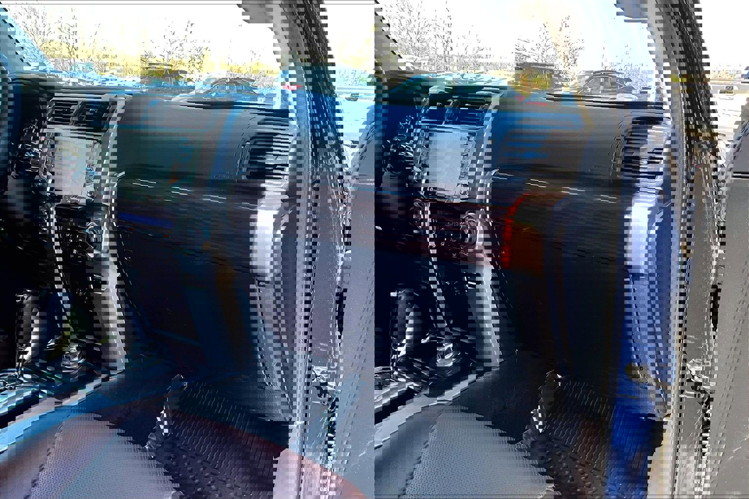 Used 2020 Toyota 4Runner Limited image 15