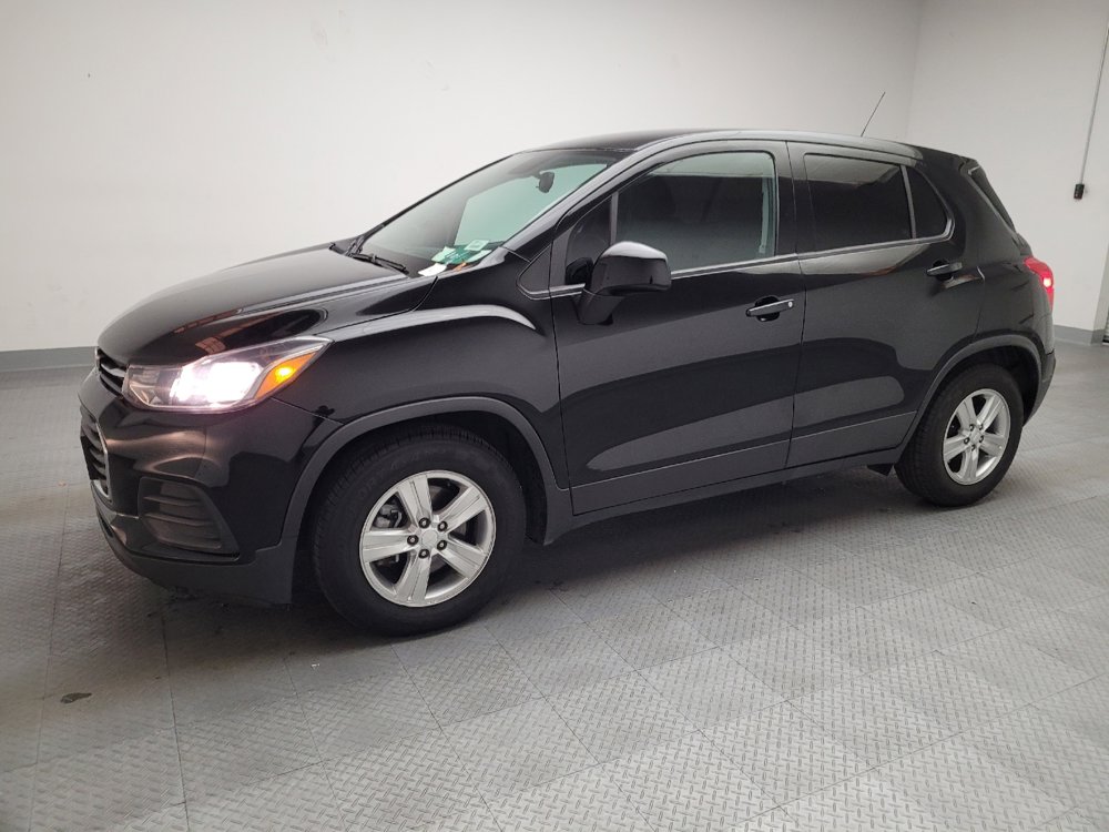Used 2019 Chevrolet Trax LS image 2