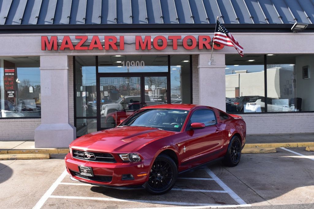 Used 2012 Ford Mustang Premium RWD image 2
