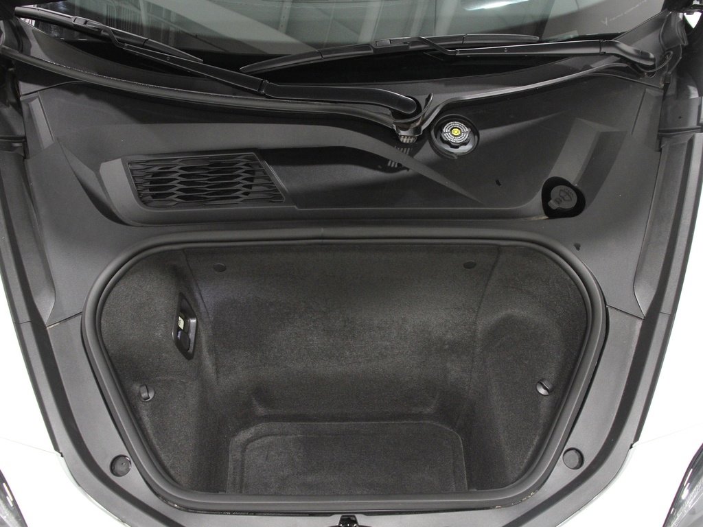 Used 2025 Chevrolet Corvette Stingray Preferred Cpe w/ 2LT image 24