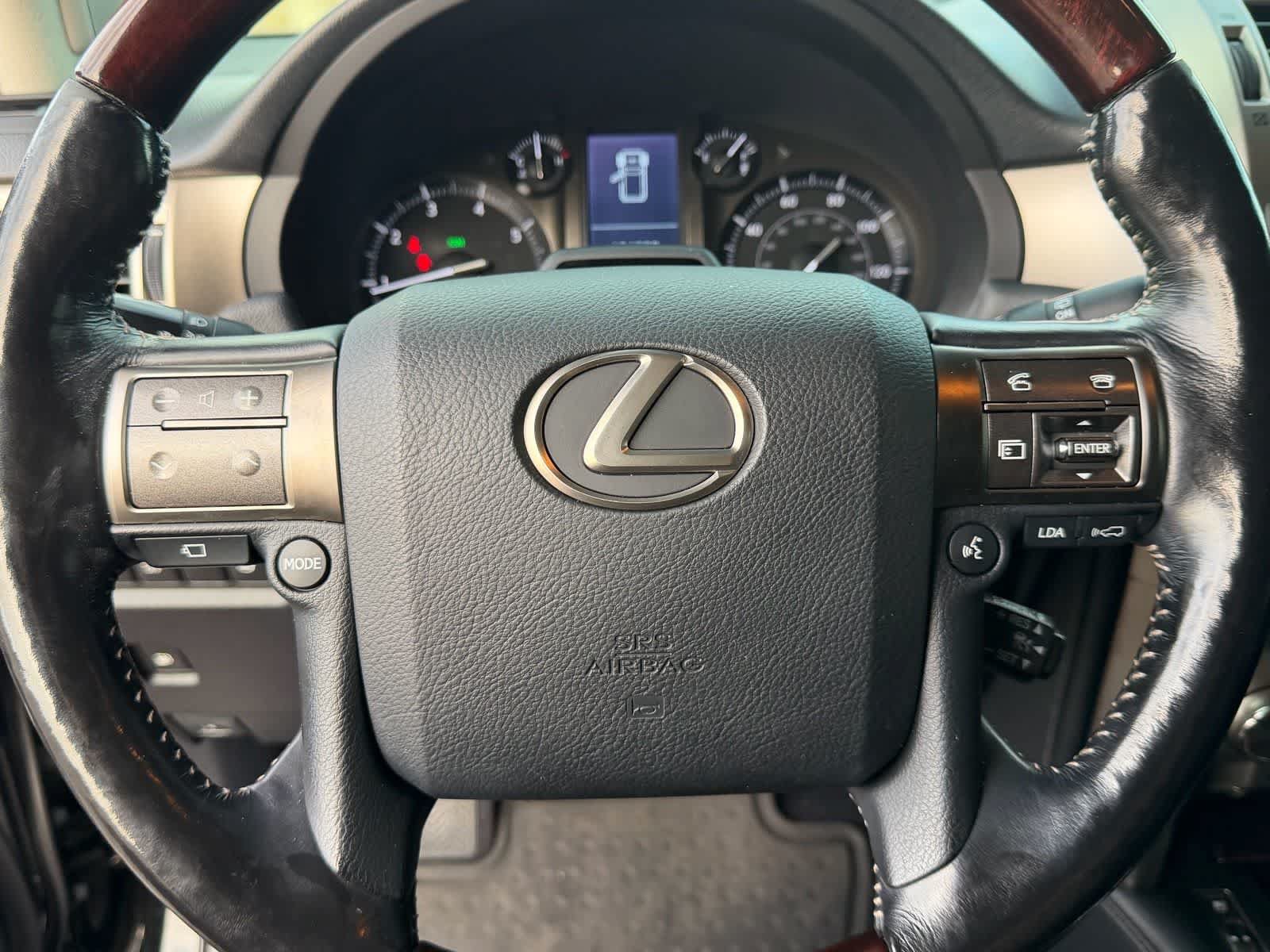 Used 2016 Lexus GX 460 Luxury AWD/4WD image 9