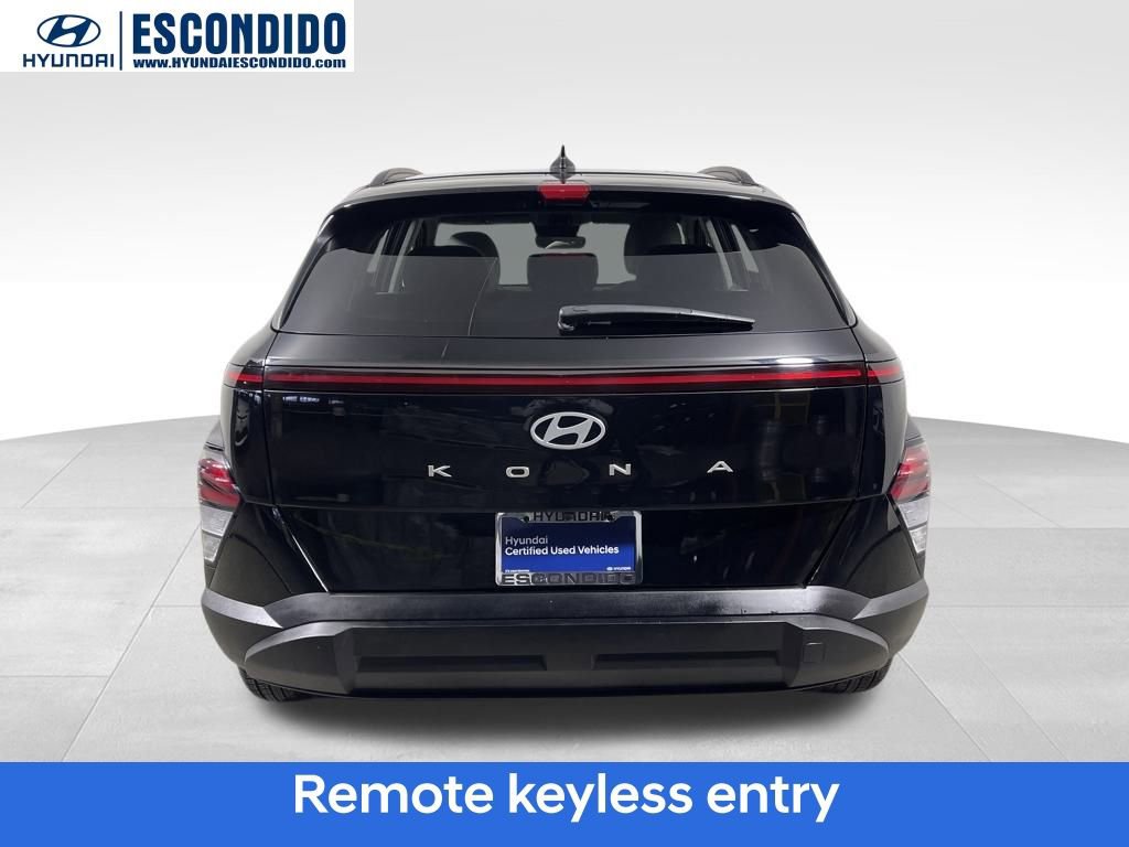 Certified 2025 Hyundai Kona SEL image 4