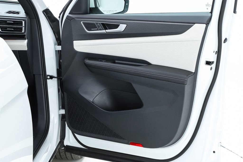 New 2026 Volkswagen Atlas Cross Sport SEL Premium R-Line image 69