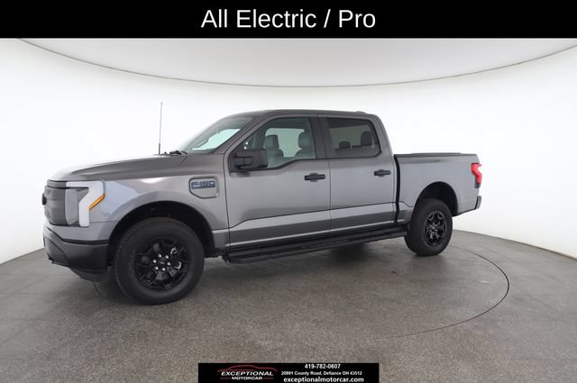 Used 2025 Ford F150 Lightning Pro w/ Max Trailer Tow Package AWD/4WD image 4