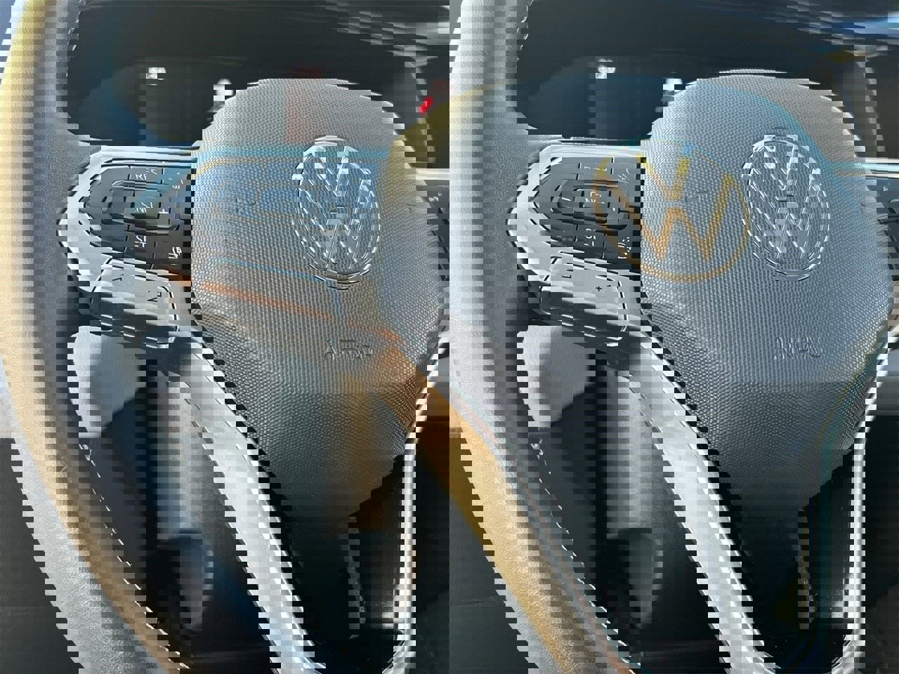 Used 2022 Volkswagen Taos SE image 20