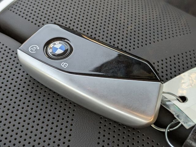 New 2026 BMW 740i xDrive image 33