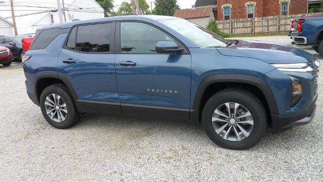 New 2026 Chevrolet Equinox LT image 3