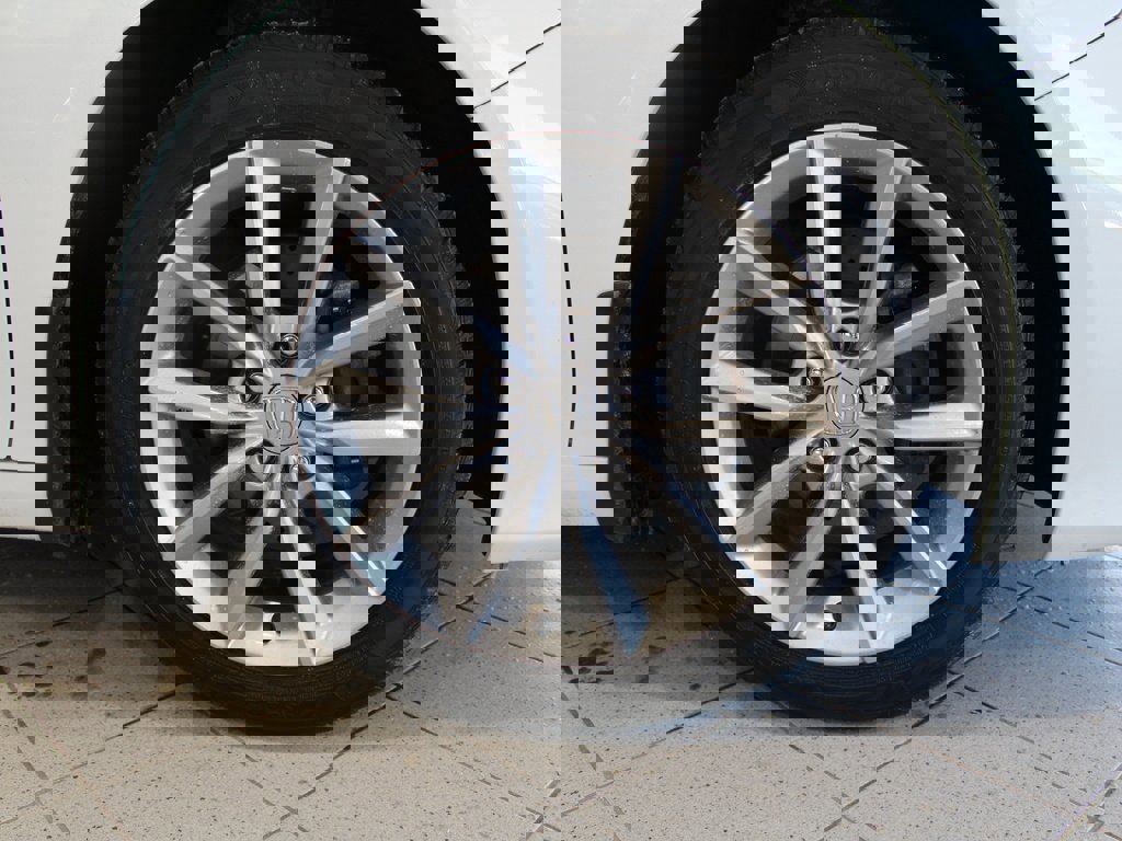 Used 2021 Honda Accord LX image 10