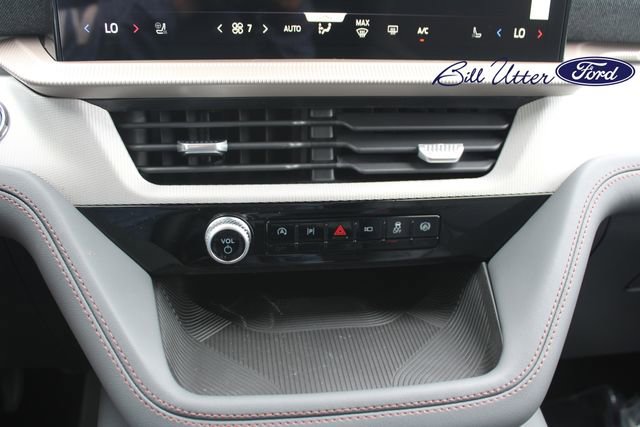 New 2026 Ford Explorer Active image 15