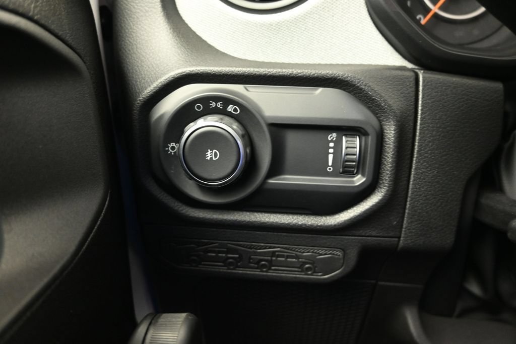 Used 2024 Jeep Wrangler Sport AWD/4WD image 19