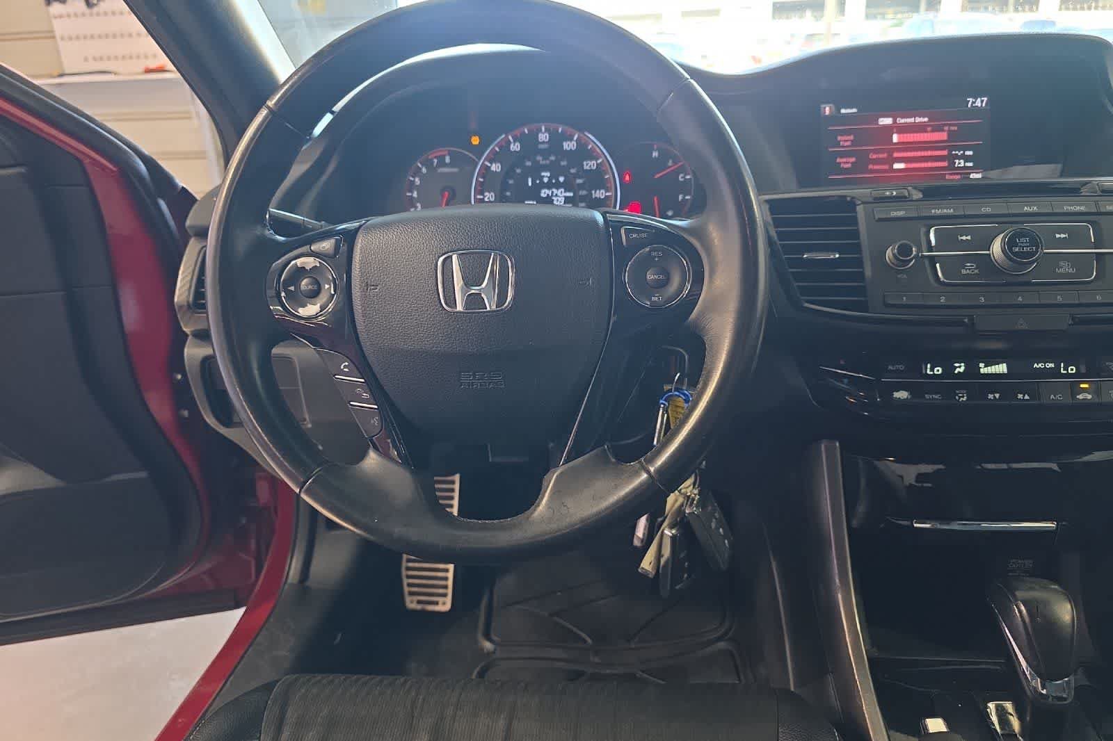 Used 2017 Honda Accord Sport image 16