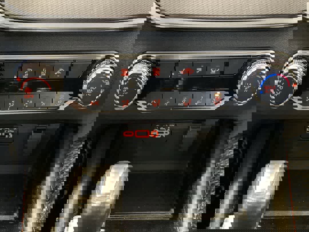 Used 2023 Nissan Altima 2.5 SR image 21