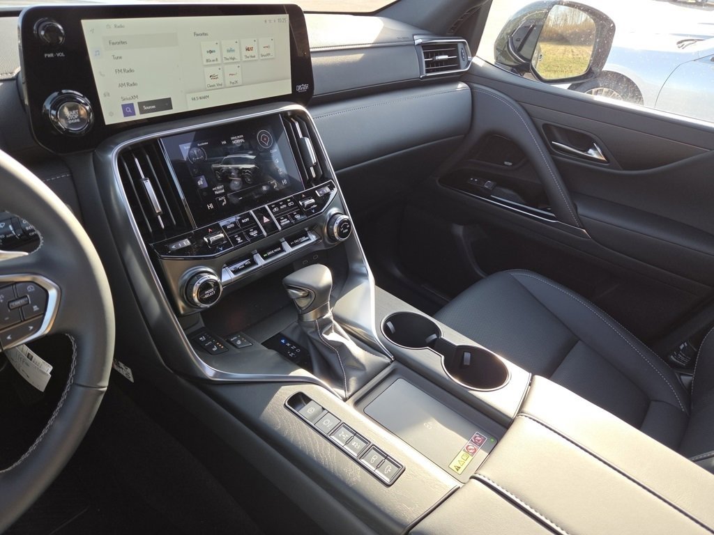 New 2025 Lexus LX 600 600 Premium image 50