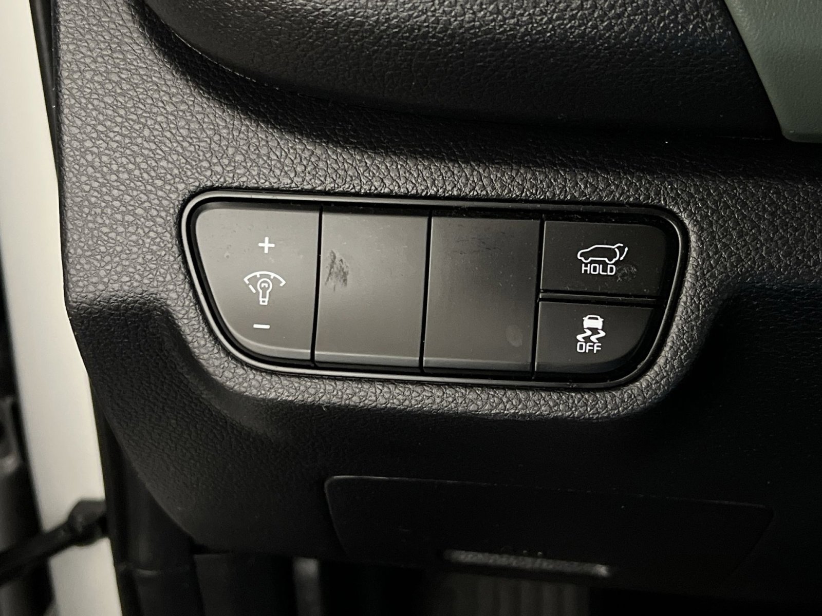 Used 2025 Kia Seltos SX w/ SX Sunroof Package image 35