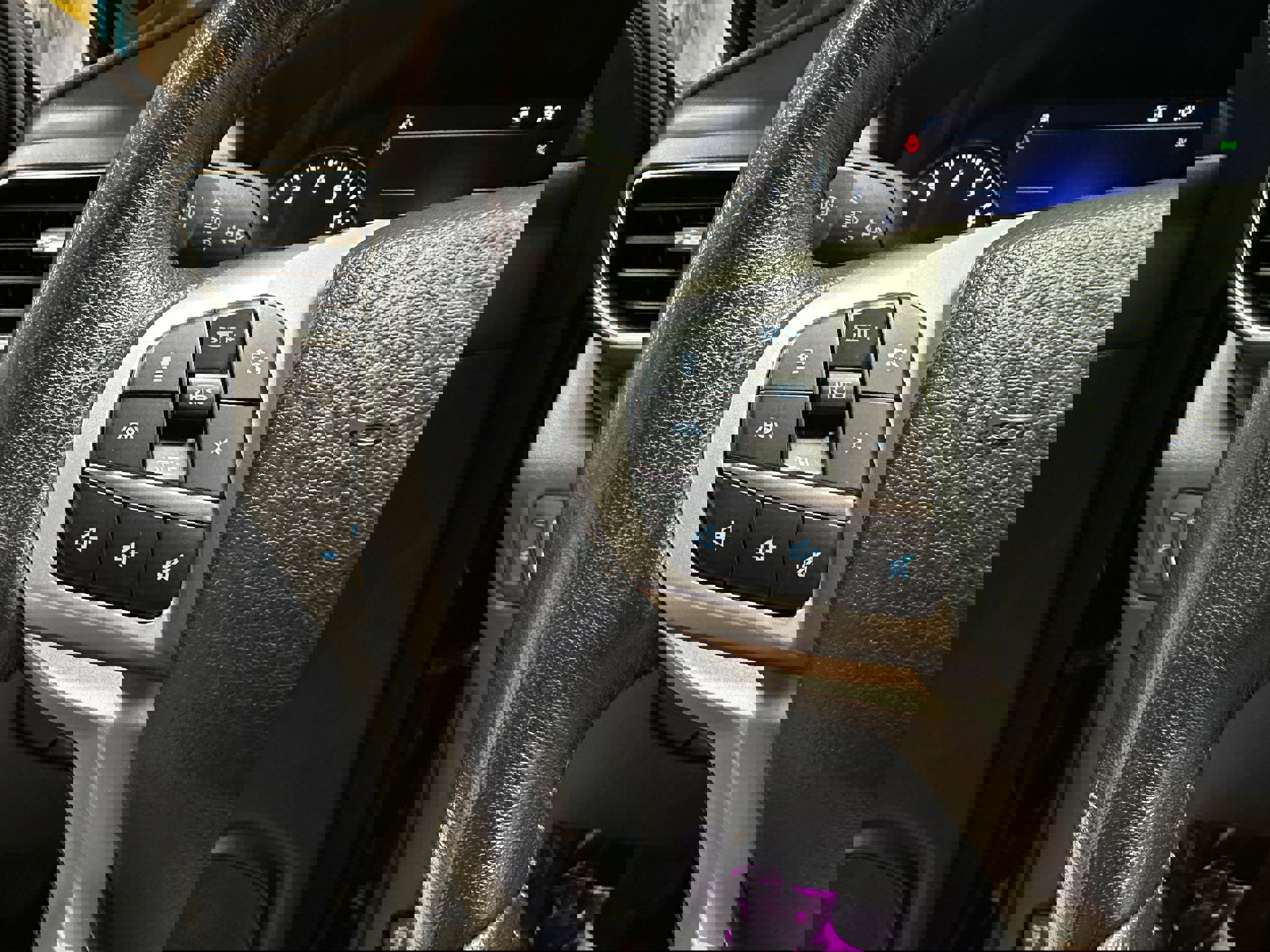 Certified 2023 Ford Explorer Limited w/ Equipment Group 301A image 15