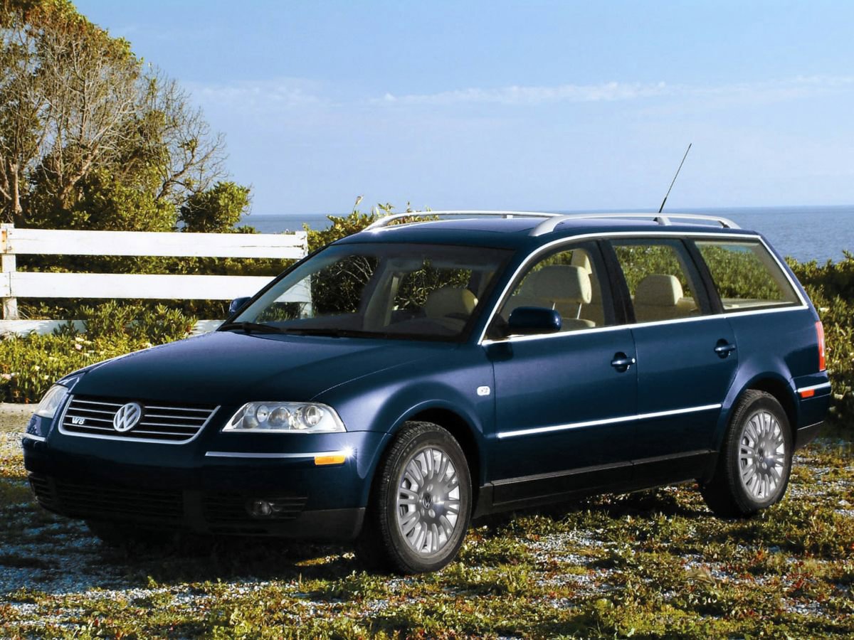 Used 2004 Volkswagen Passat W8 image 1