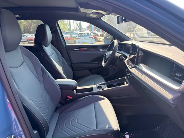 New 2026 Volkswagen Tiguan SE R-Line AWD/4WD image 10