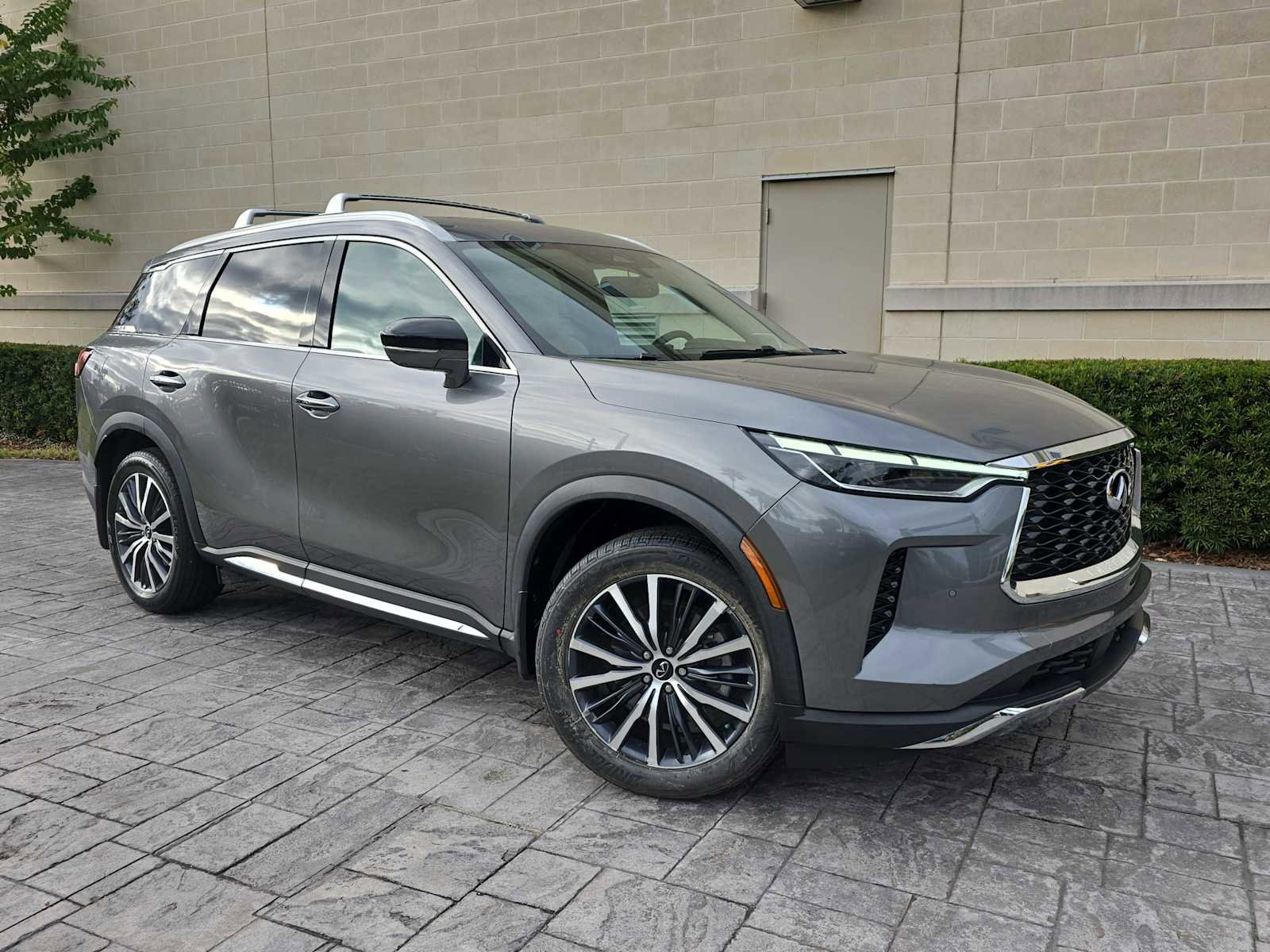 Used 2022 INFINITI QX60 Sensory w/ Cargo Package image 33