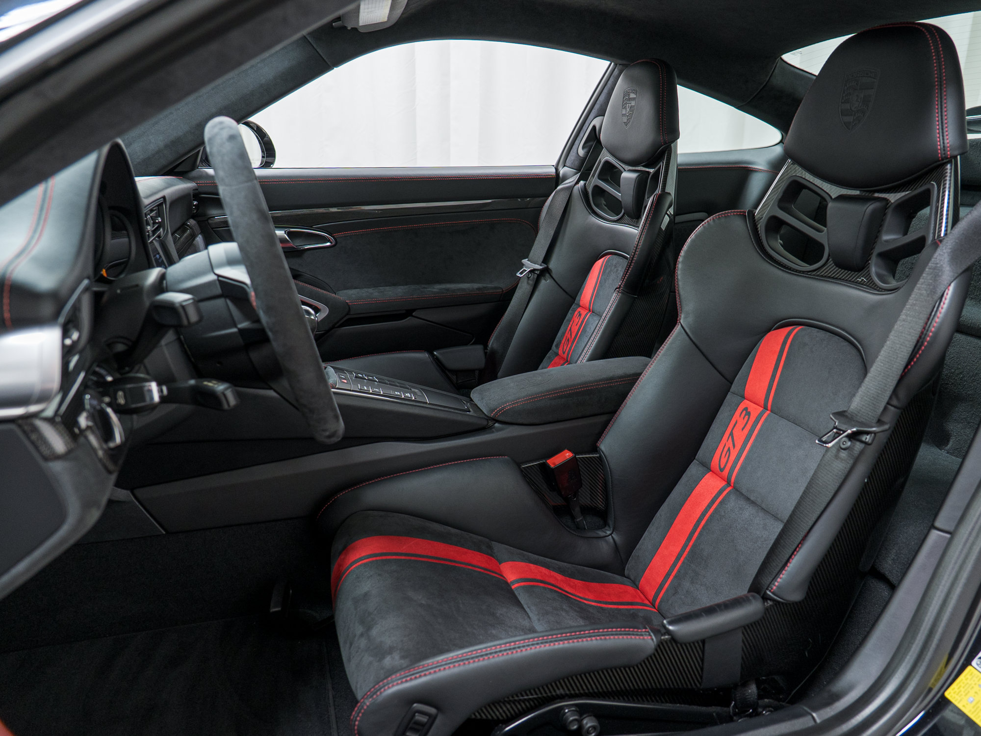 Certified 2018 Porsche 911 GT3 RWD image 22