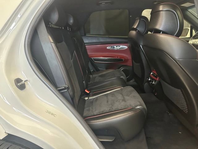Used 2022 Genesis GV70 3.5T Sport w/ Sport Prestige Package AWD/4WD image 17