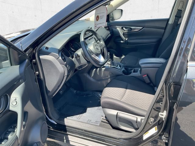 Used 2019 Nissan Rogue S AWD/4WD image 10